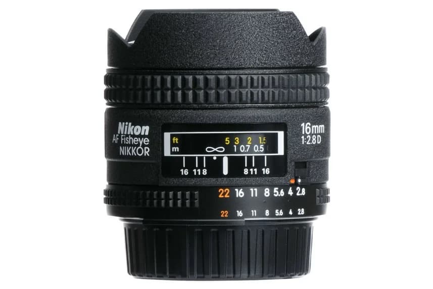Объектив Nikon 16mm f/2.8D AF Fisheye-Nikkor байонет F