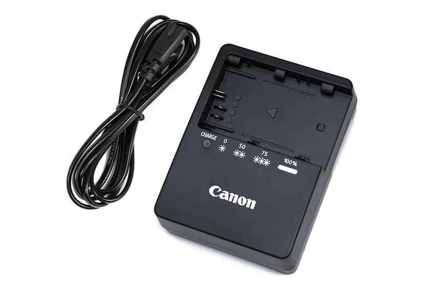 Зарядное устройство Canon